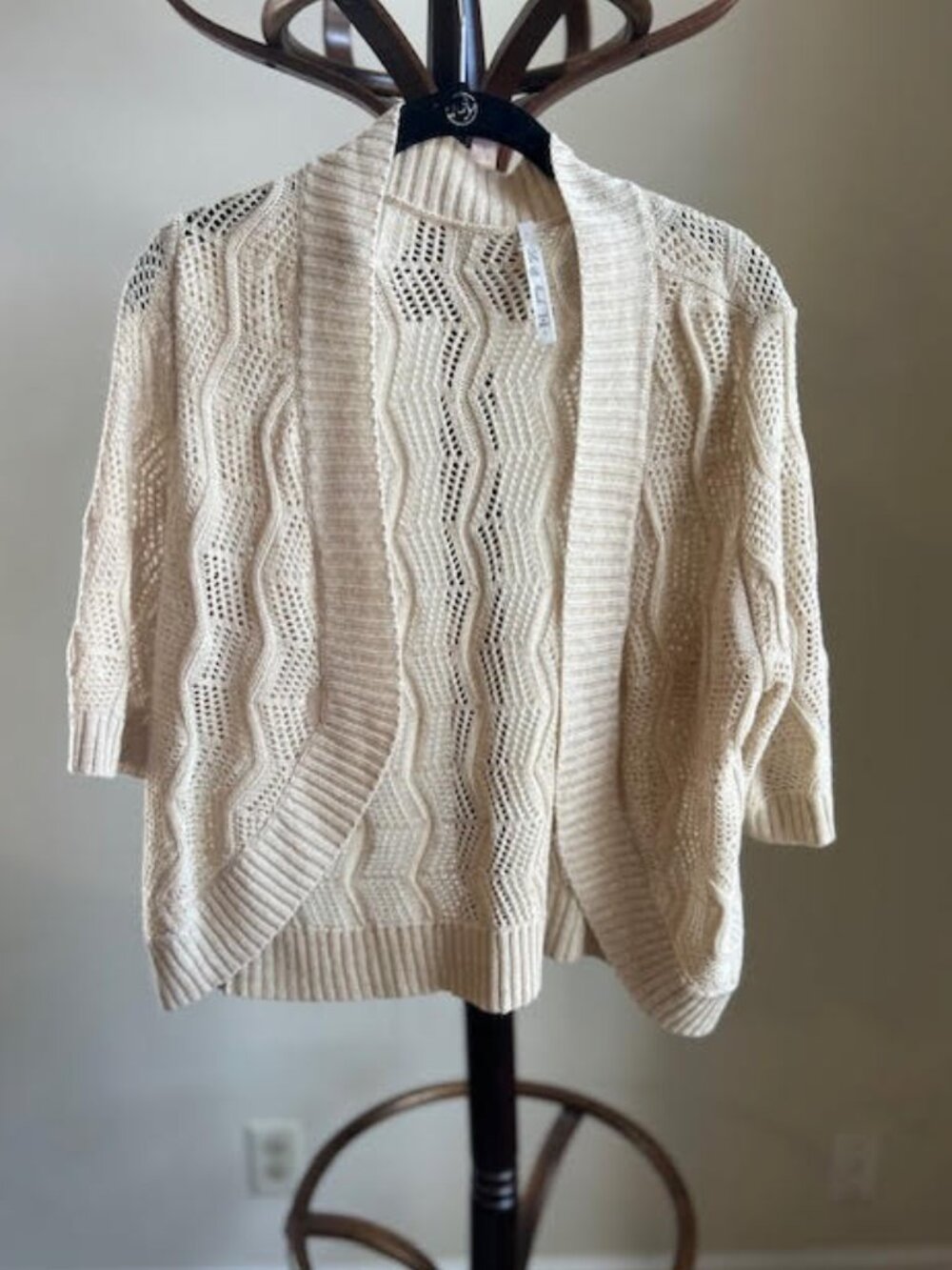 Leo & Nicole Cream Crochet Open Knit Cardigan Size L